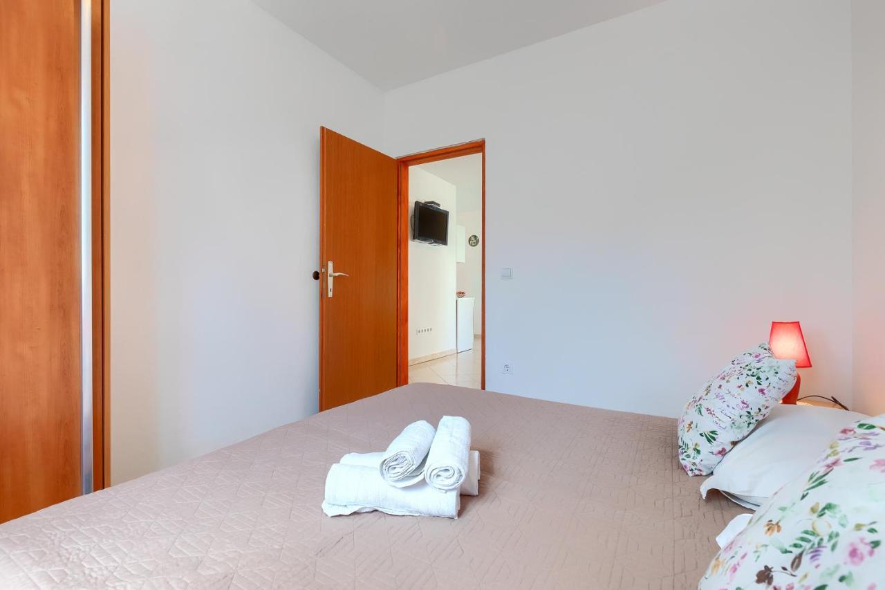 Apartmani Martina 波雷奇 外观 照片