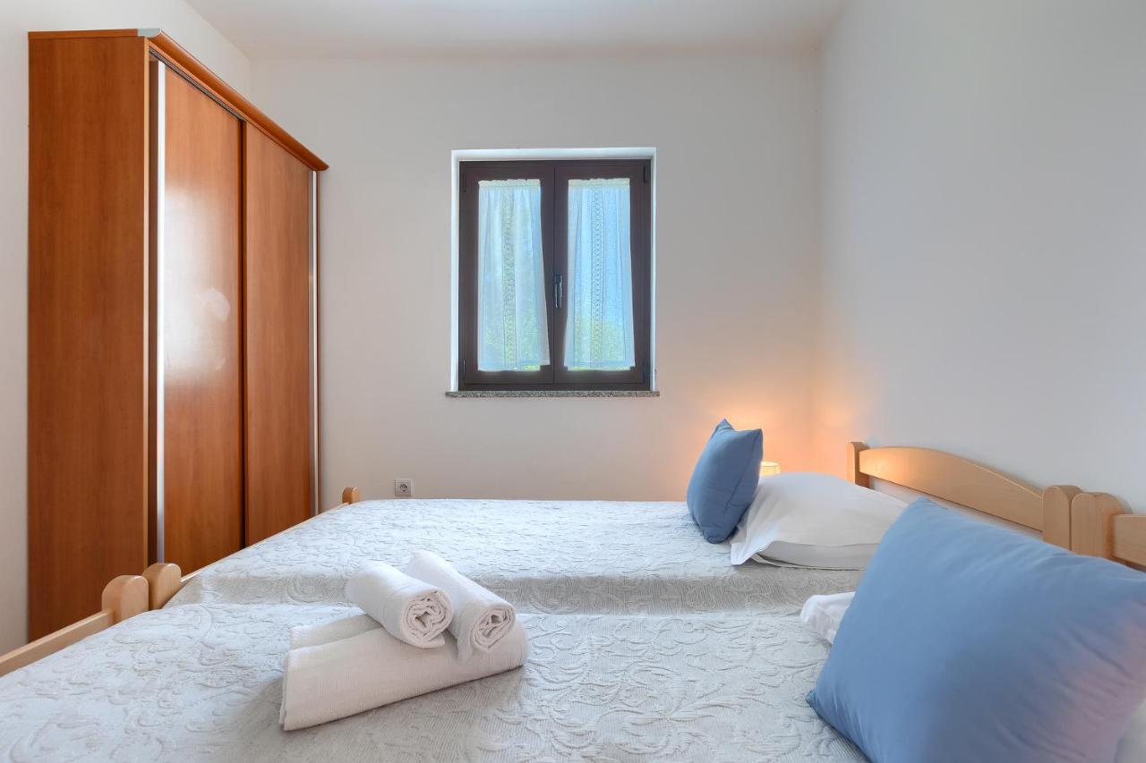 Apartmani Martina 波雷奇 外观 照片